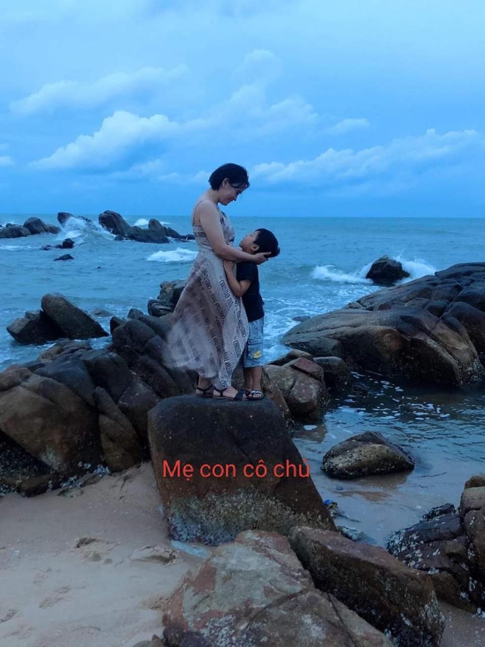 Tan Tao Nha Nghi Hoa Muoi Gio酒店 外观 照片