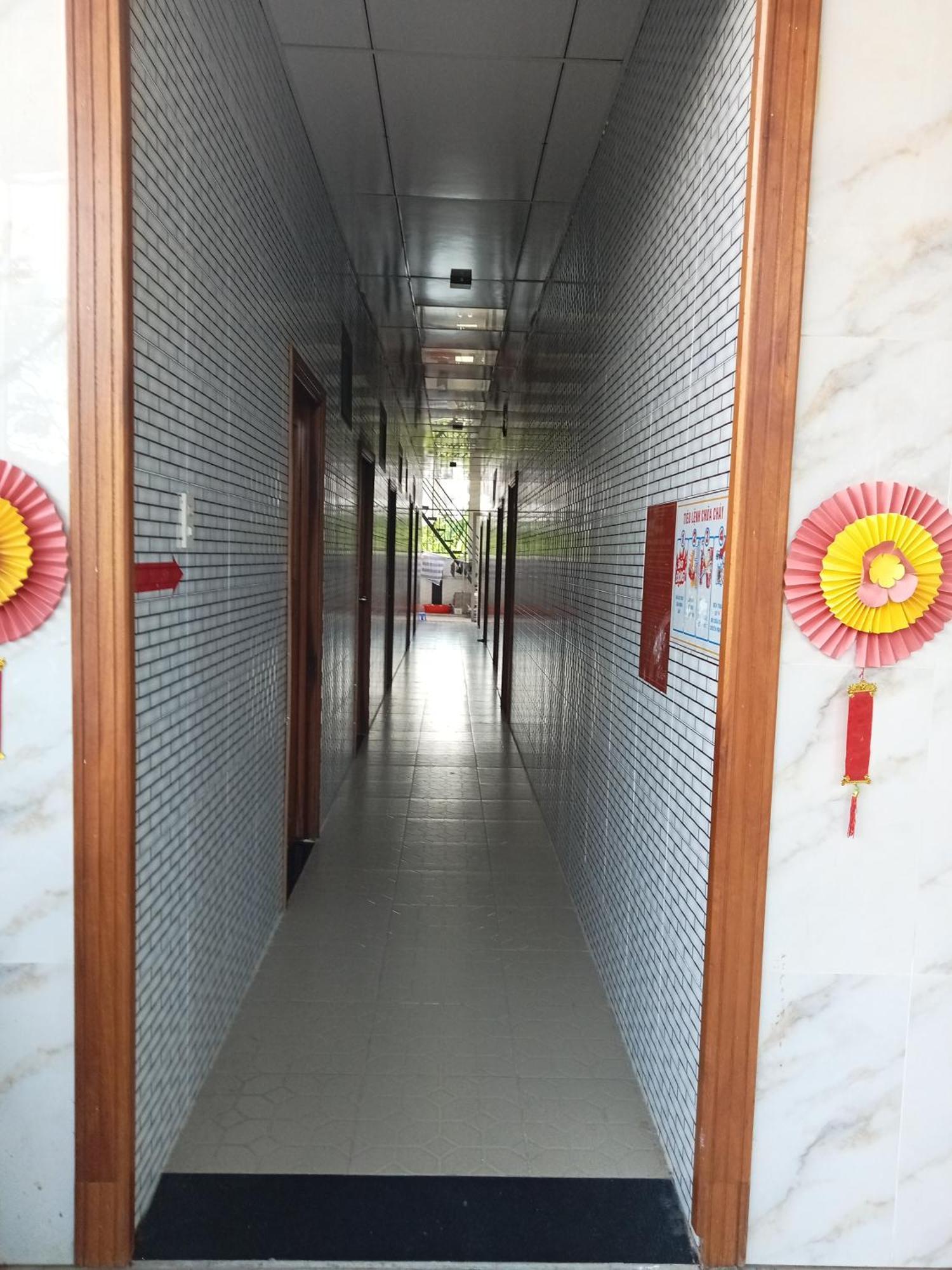 Tan Tao Nha Nghi Hoa Muoi Gio酒店 外观 照片